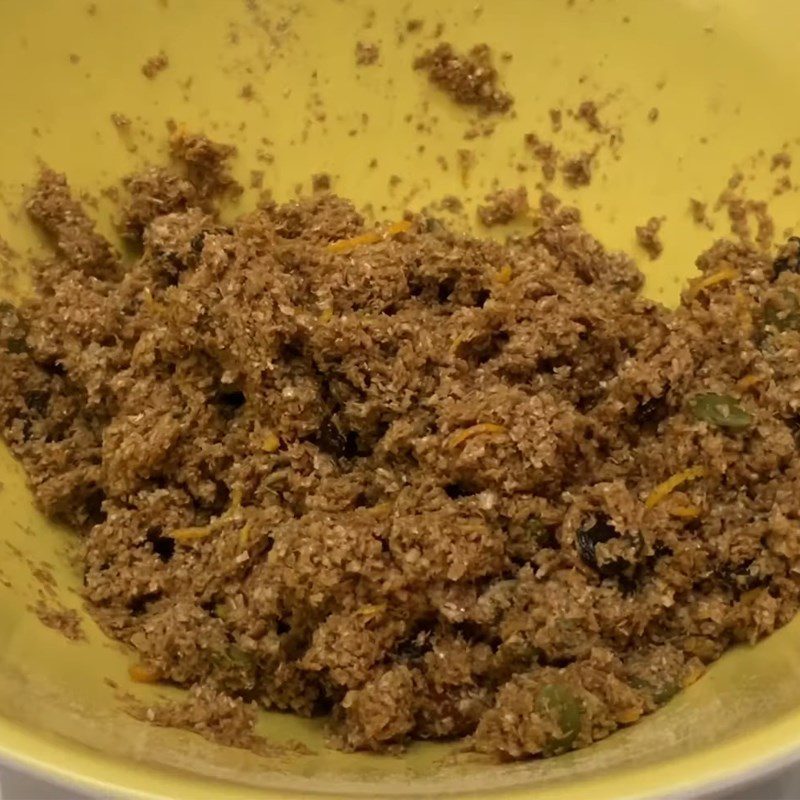 Step 3 Mixing the dough with the egg yolk mixture Biscotti cookies using an air fryer