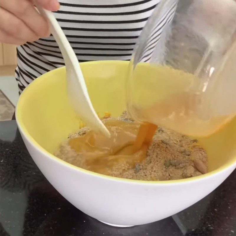 Step 3 Mixing the dough with the egg yolk mixture Biscotti cookies using an air fryer