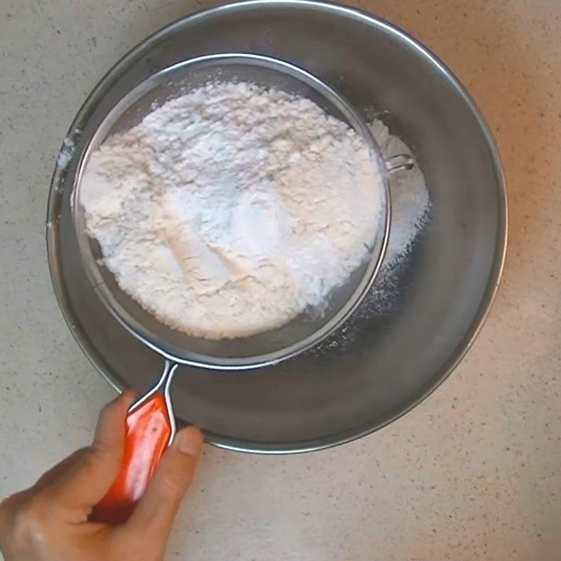 Step 1 Mix the dry flour mixture for Bao buns using flour and baking powder