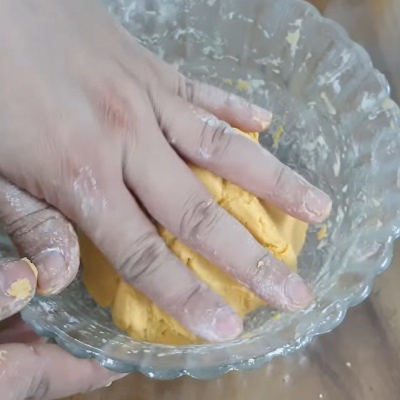 Step 3 Mixing potato dough Sweet potato and pumpkin dessert