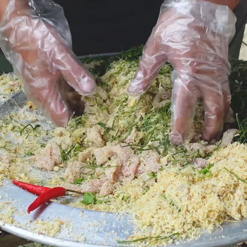 Step 5 Mixing Fish Gỏi cá lăng sông Đà