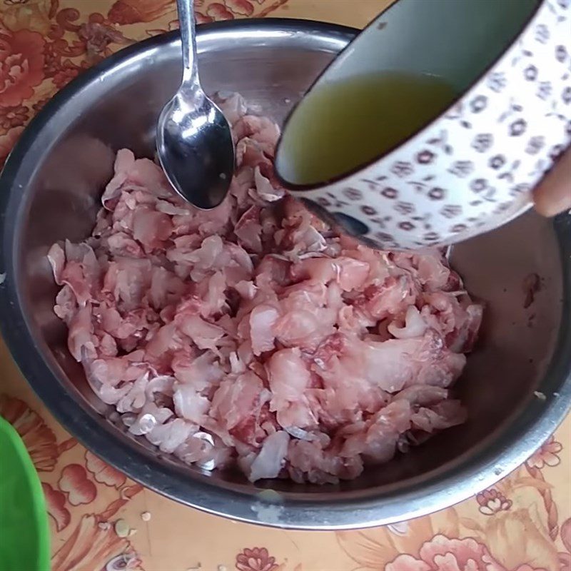 Step 5 Mixing the salad Mackerel salad