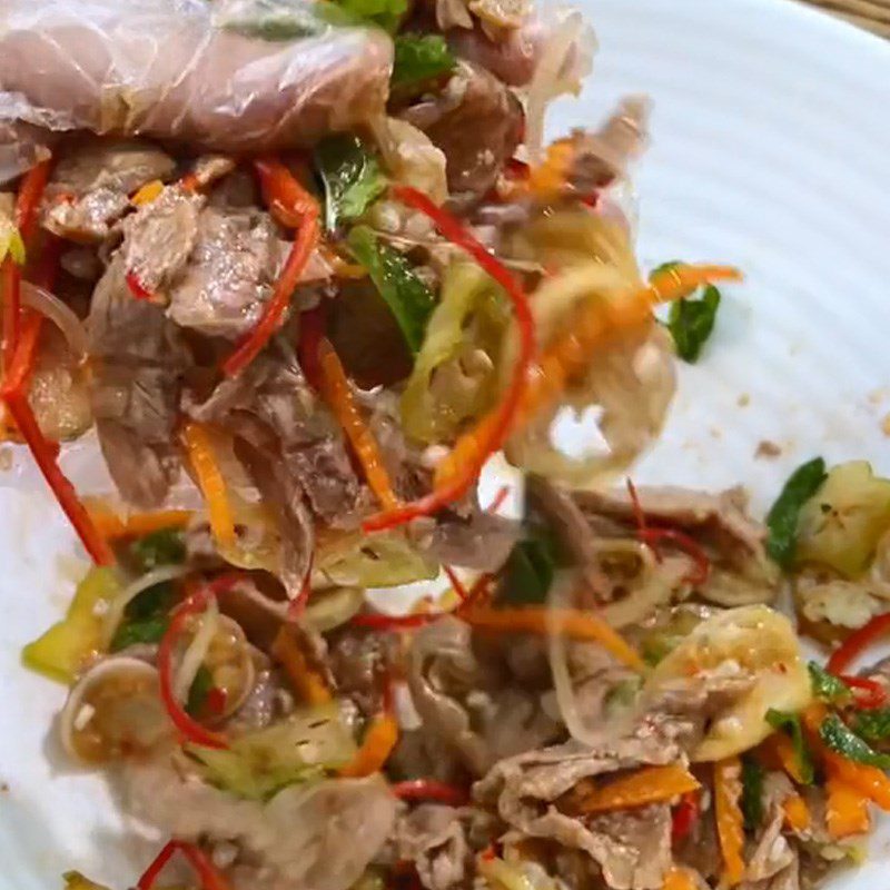 Step 3 Mixing the shredded beef salad Shredded beef salad (Recipe shared from TikTok Let's cook with TasteVN)