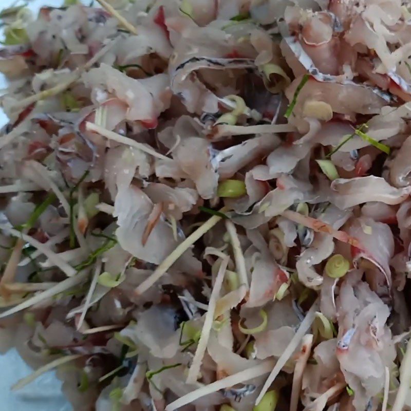 Step 3 Mixing fish salad Fresh tilapia salad