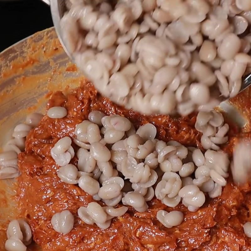 Step 8 Mix tamarind seeds with pineapple and tamarind meat How to make chewy tamarind