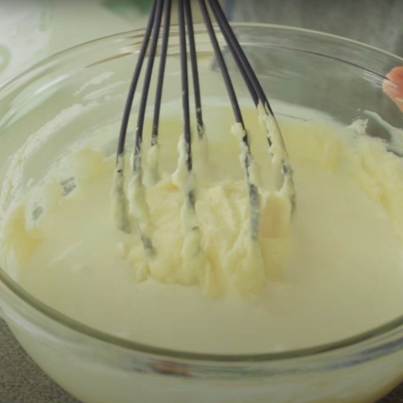 Step 2 Mix the matcha cream mixture Matcha tiramisu ice cream