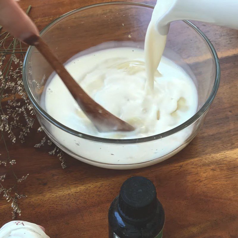 Step 2 Mix the mint milk mixture Mint chocolate ice cream