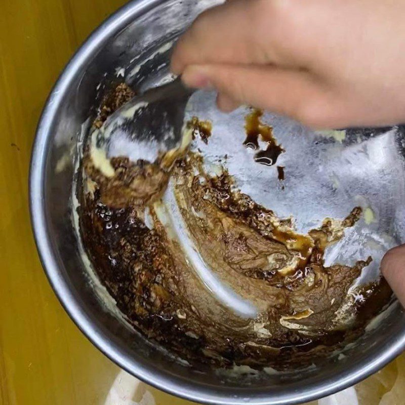 Step 1 Mixing the mixture for Low-Fat Coffee Bean Cookies (recipe shared by a user)