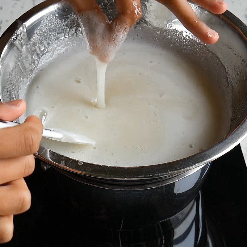 Step 1 Mix egg whites with sugar Lollipop Candy