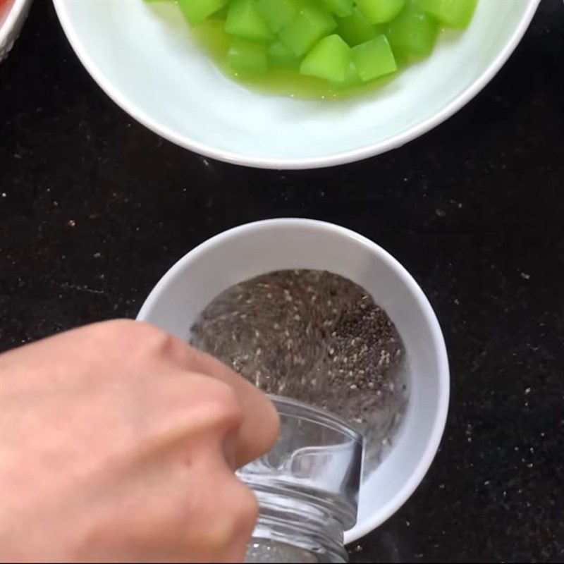 Step 4 Mixing coconut jelly colors and soaking chia seeds Raw coconut jelly