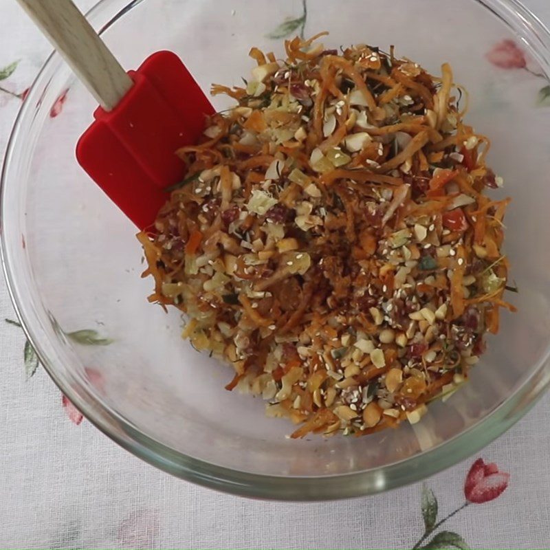 Step 2 Mix the filling for baked mooncakes using oatmeal flour