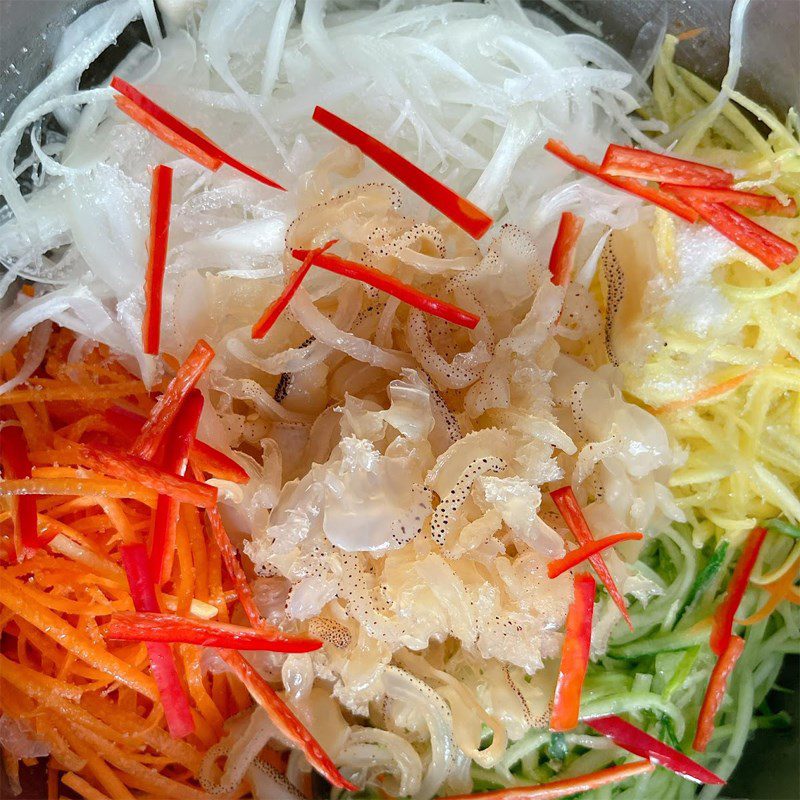 Step 4 Mix the Salad Jellyfish Salad