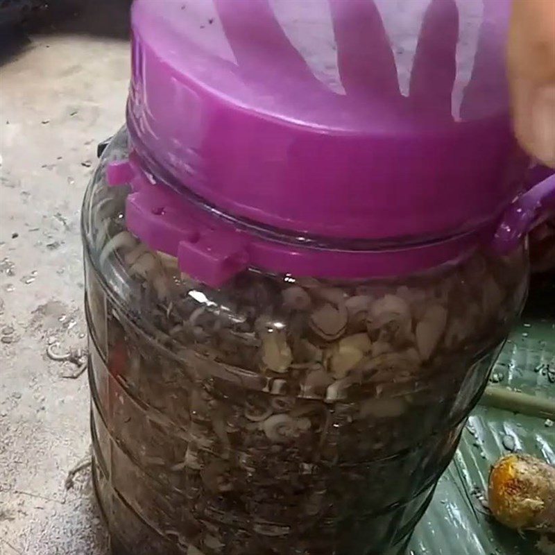 Step 3 Mixing Lemongrass and Soaking Banana Flower (Banana Blossom)-