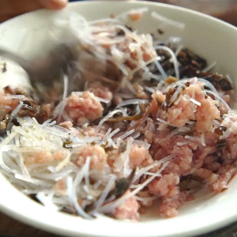 Step 3 Marinate Snakehead Fish