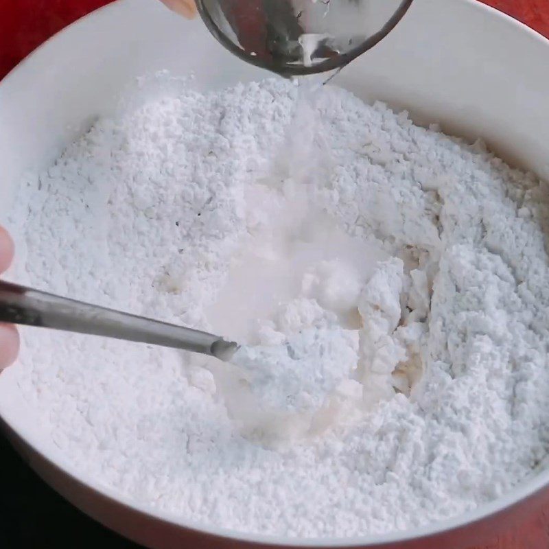 Step 1 Mixing and kneading the dough for Mozzarella cheese stuffed rice cake