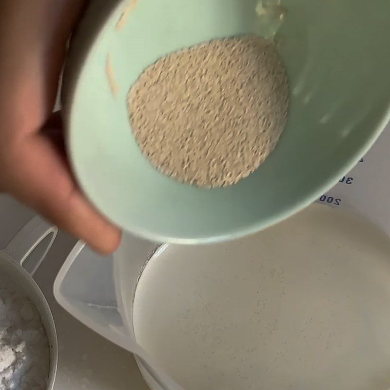 Step 2 Mixing and fermenting the dough for the first time Chocolate bun