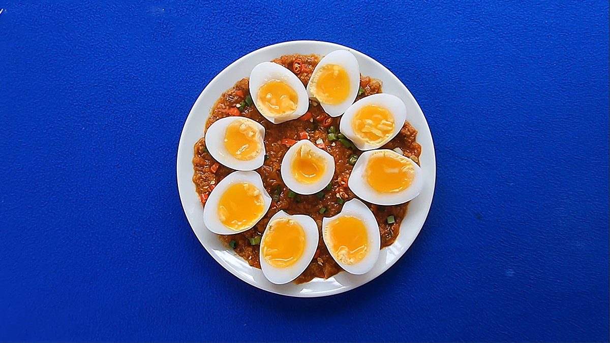 Spicy Soft-boiled Eggs