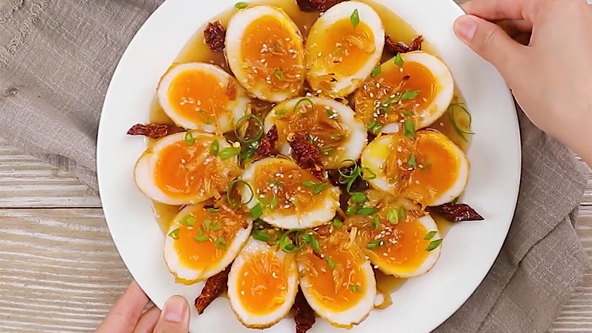 Soft-boiled eggs with tamarind sauce