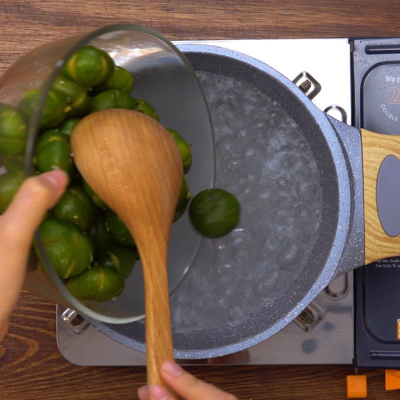 Step 2 Blanch the kumquats for kumquat jam