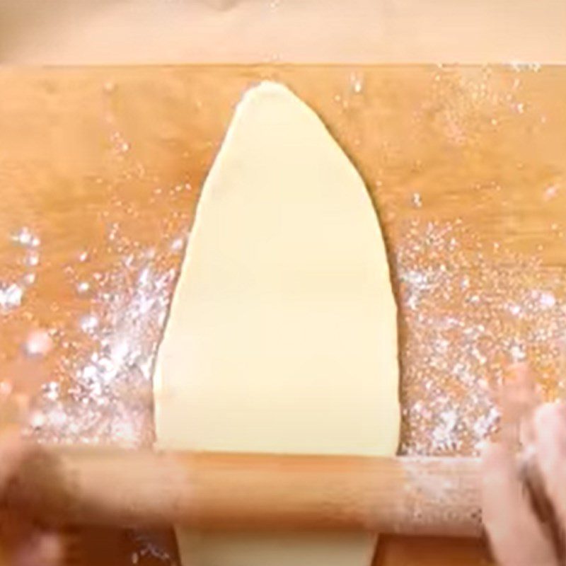 Step 2 Proofing the dough and shaping Spicy pork floss bread