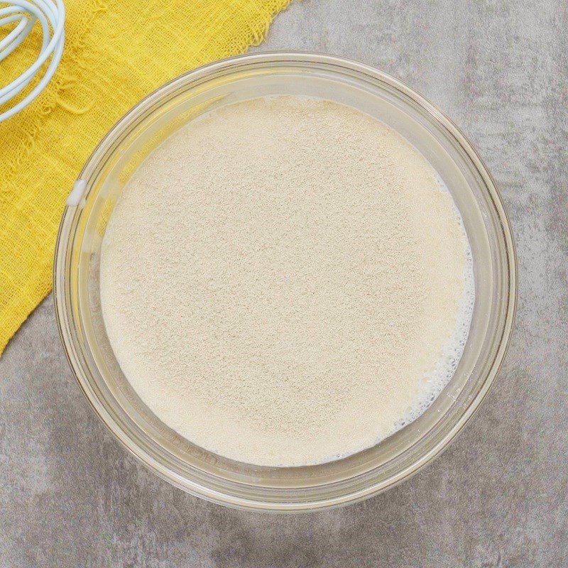 Step 1 Fermenting mini bread dough using an air fryer