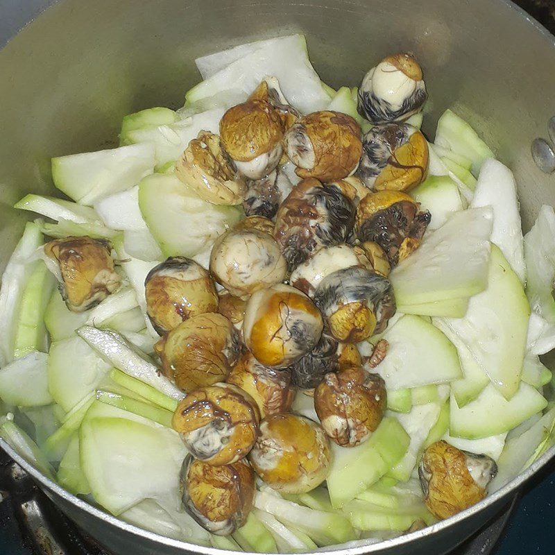 Step 3 Stew Quail Eggs with Gourd Quail Eggs Stewed with Gourd