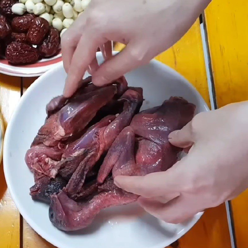 Step 2 Marinate the Pigeon for Stewed Pigeon with Mugwort