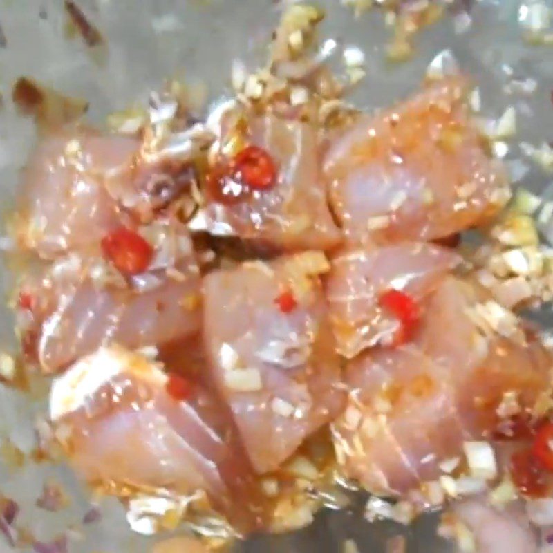 Step 2 Marinate the fish Fried swordfish with lemongrass and chili