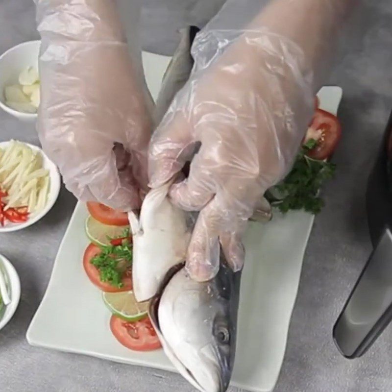 Step 2 Marinate the pomelo fish Pomelo fish grilled with an air fryer