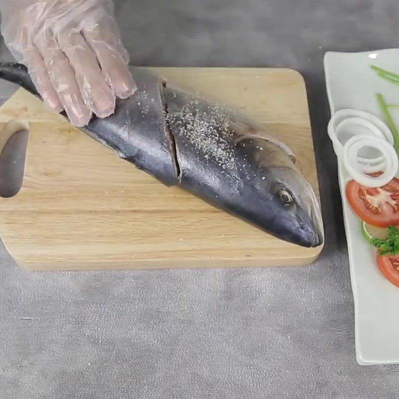 Step 2 Marinate the pomelo fish Pomelo fish grilled with an air fryer