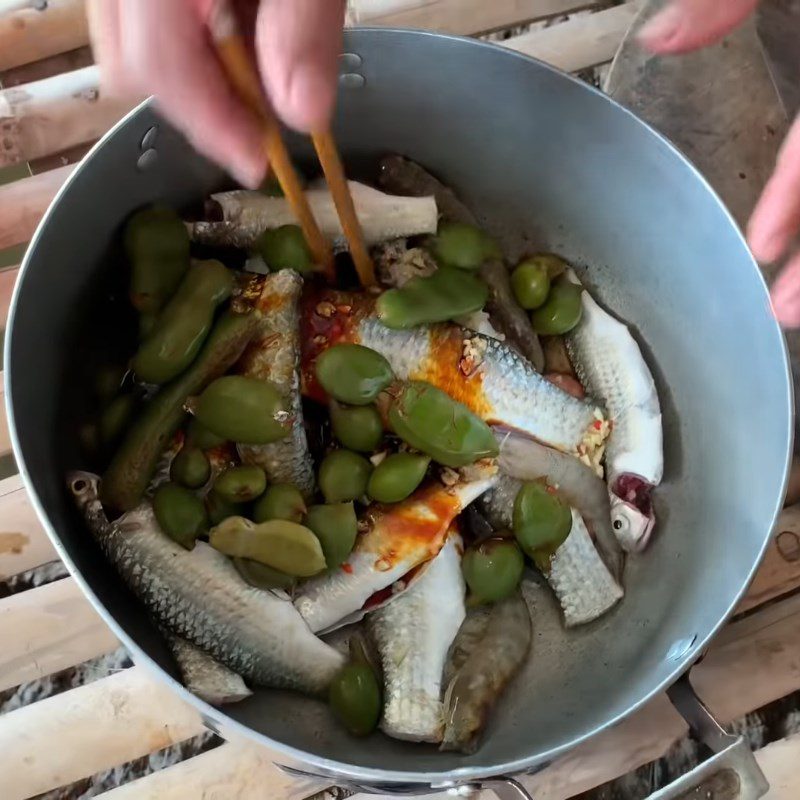 Step 3 Marinate the fish, Fish braised with tamarind