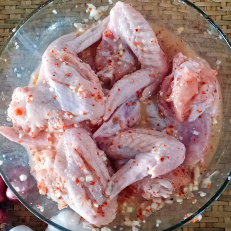 Step 2 Marinate chicken wings Grilled chicken wings with chili salt using an air fryer