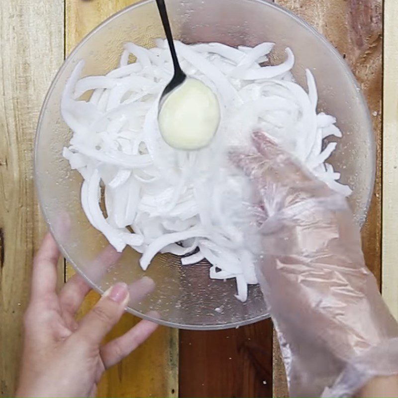 Step 2 Marinate coconut meat for coconut milk candy