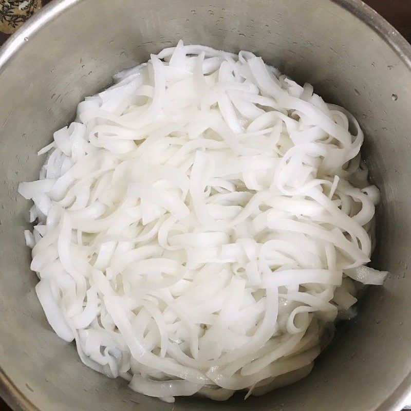 Step 3 Marinating coconut with sugar Coconut jam (recipe shared by user)