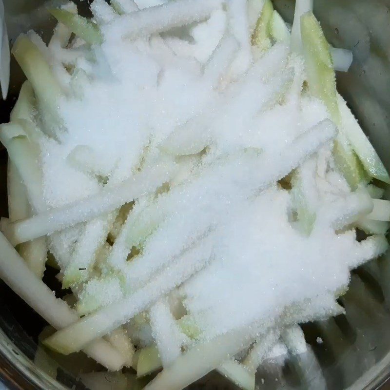 Step 3 Marinate with sugar Chewy kohlrabi jam