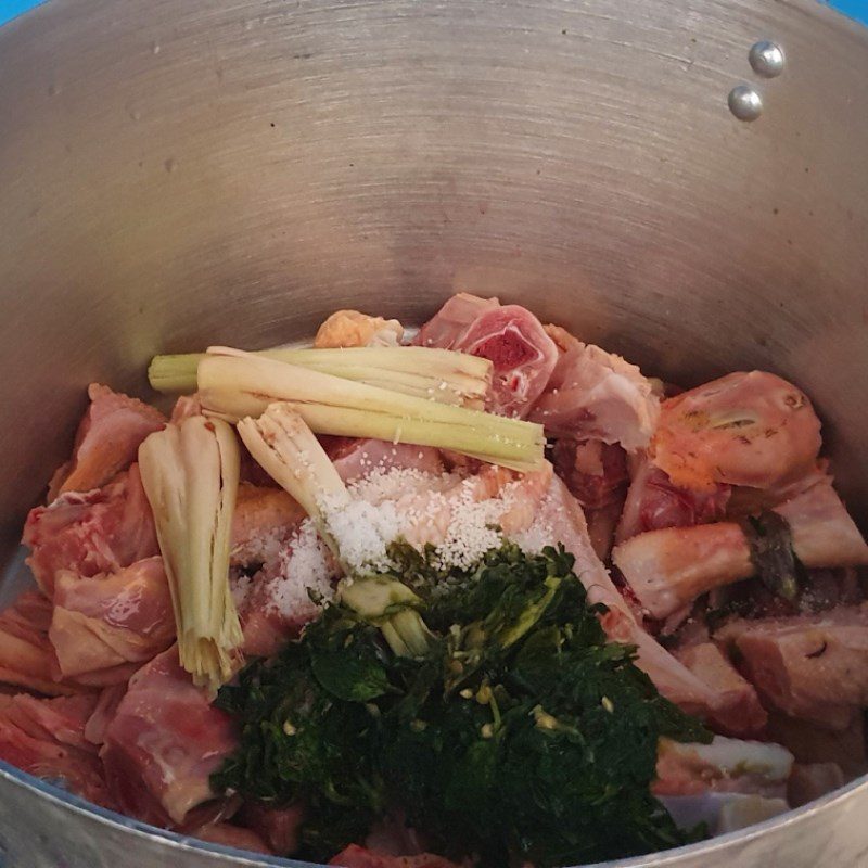 Step 3 Marinating the Chicken Chicken Hotpot with Vietnamese Balm Leaves