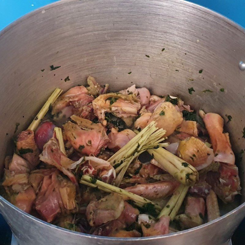 Step 3 Marinating the Chicken Chicken Hotpot with Vietnamese Balm Leaves