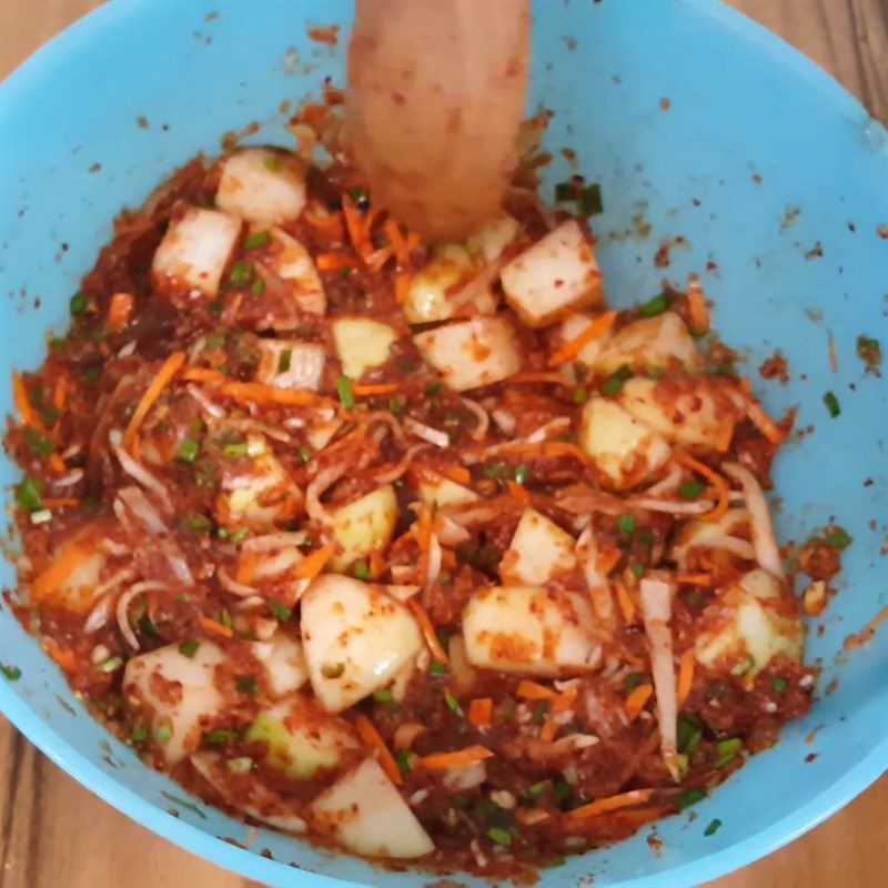 Step 4 Marinate the kimchi for Kohlrabi Kimchi