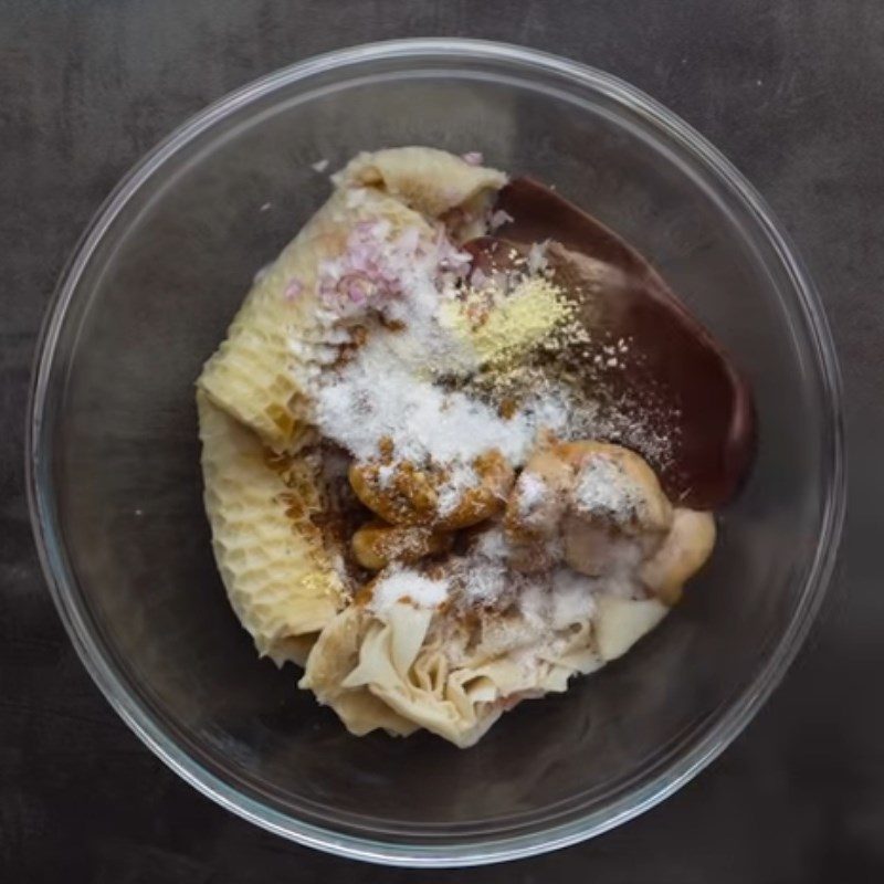 Step 2 Marinate the beef entrails using a pressure cooker