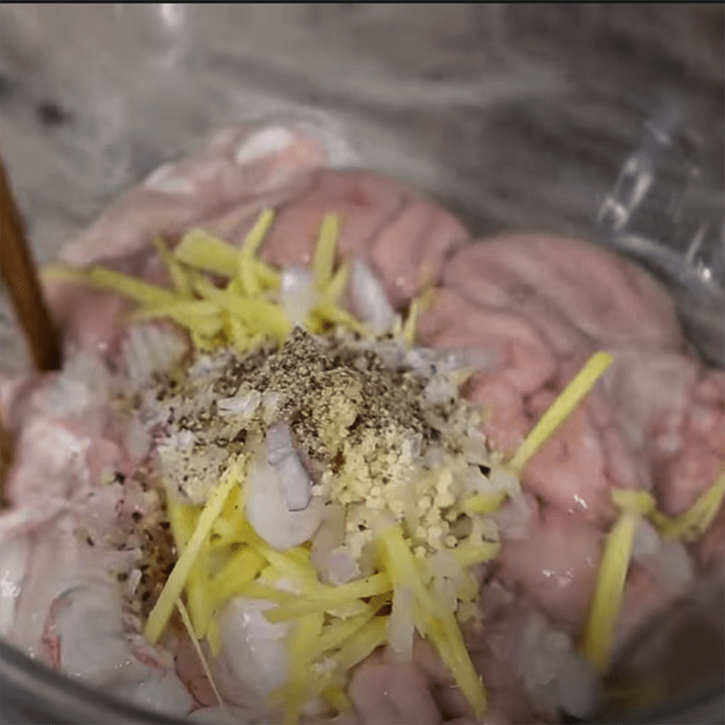 Step 2 Marinate pig brain Steamed pig brain with mugwort