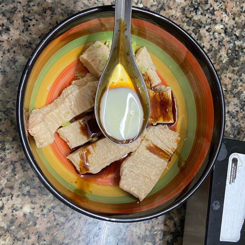 Step 2 Marinate the ribs for Braised Vegan Ribs in Coconut Water