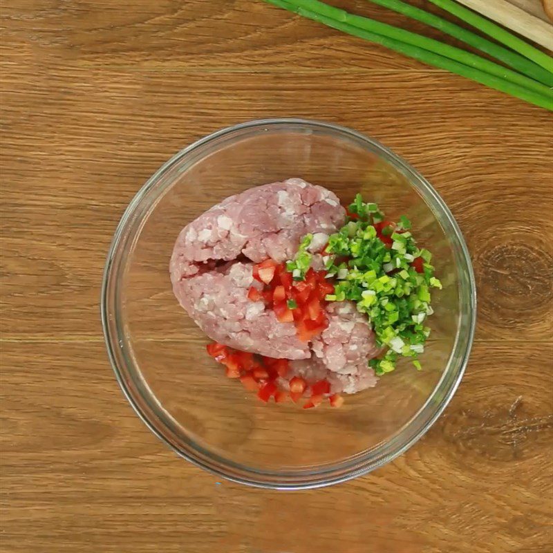 Step 2 Marinate minced meat Fried shiitake mushrooms stuffed with minced meat