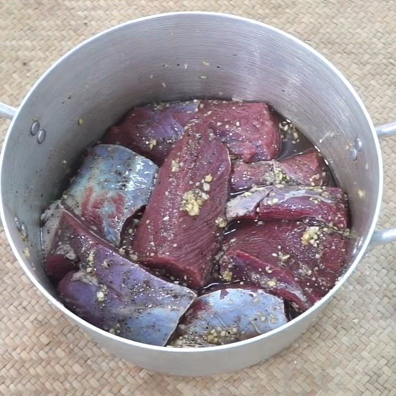 Step 2 Marinate the Beef for Braised Beef