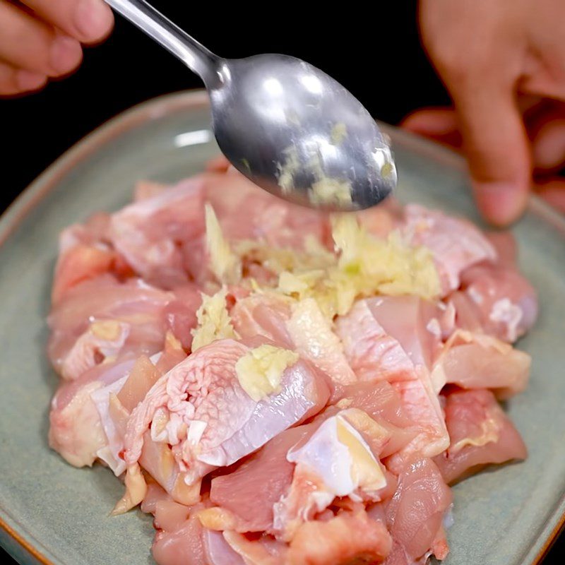 Step 3 Marinate the chicken Salted chicken