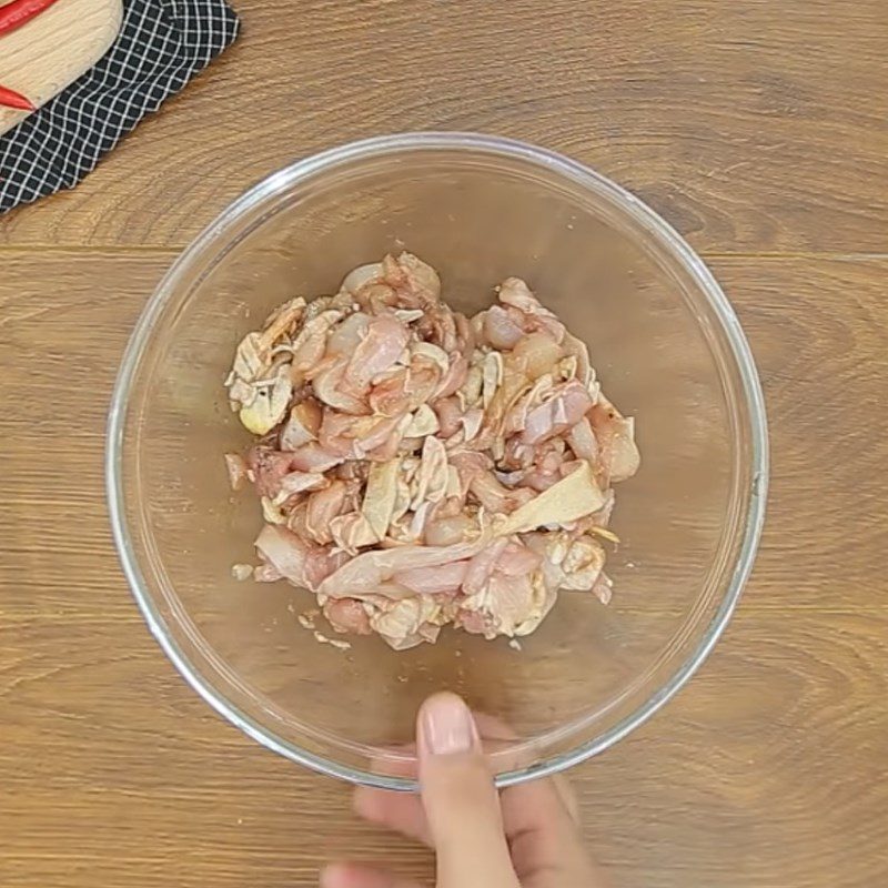 Step 2 Marinate the chicken Steamed Chicken with Shiitake Mushrooms