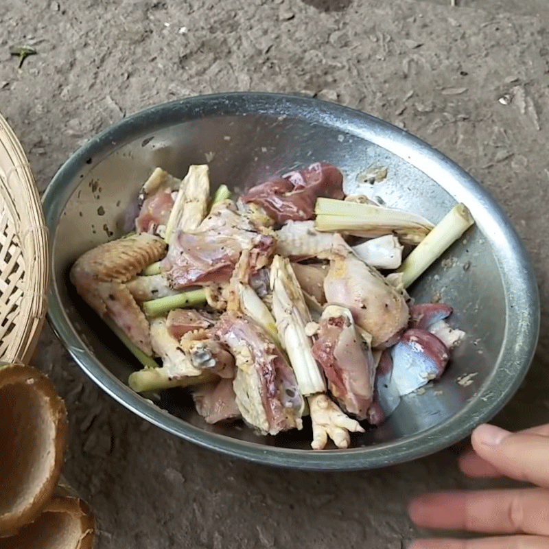 Step 2 Marinate chicken Grilled bamboo tube chicken