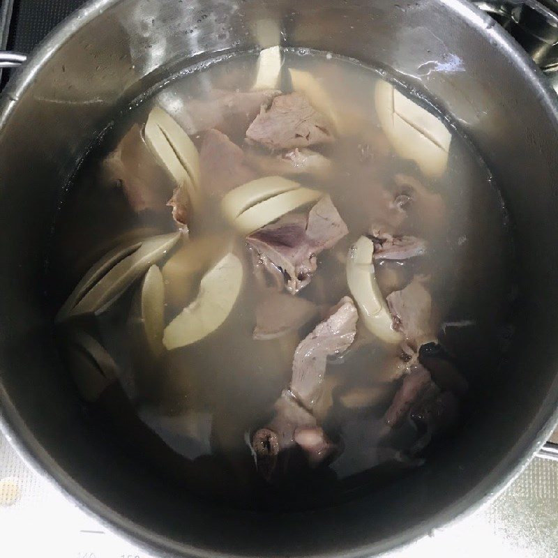 Step 3 Marinate the heart Stir-fried Su Su with Heart