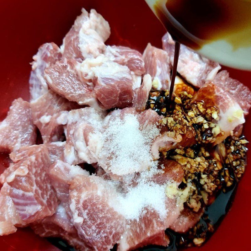 Step 2 Marinate and skewer the meat Grilled pork with leeks