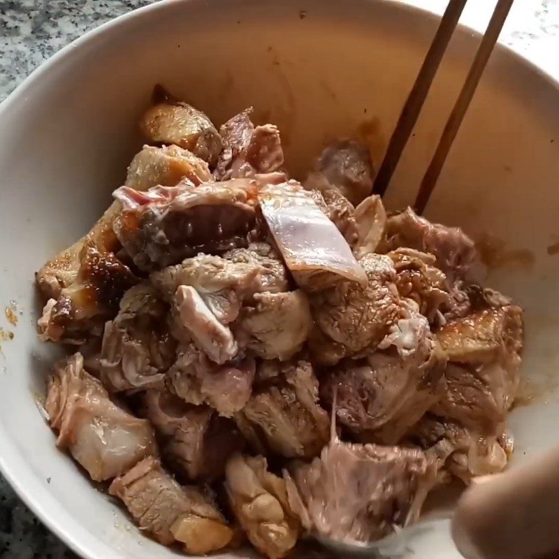 Step 3 Marinate duck Duck braised with five spices