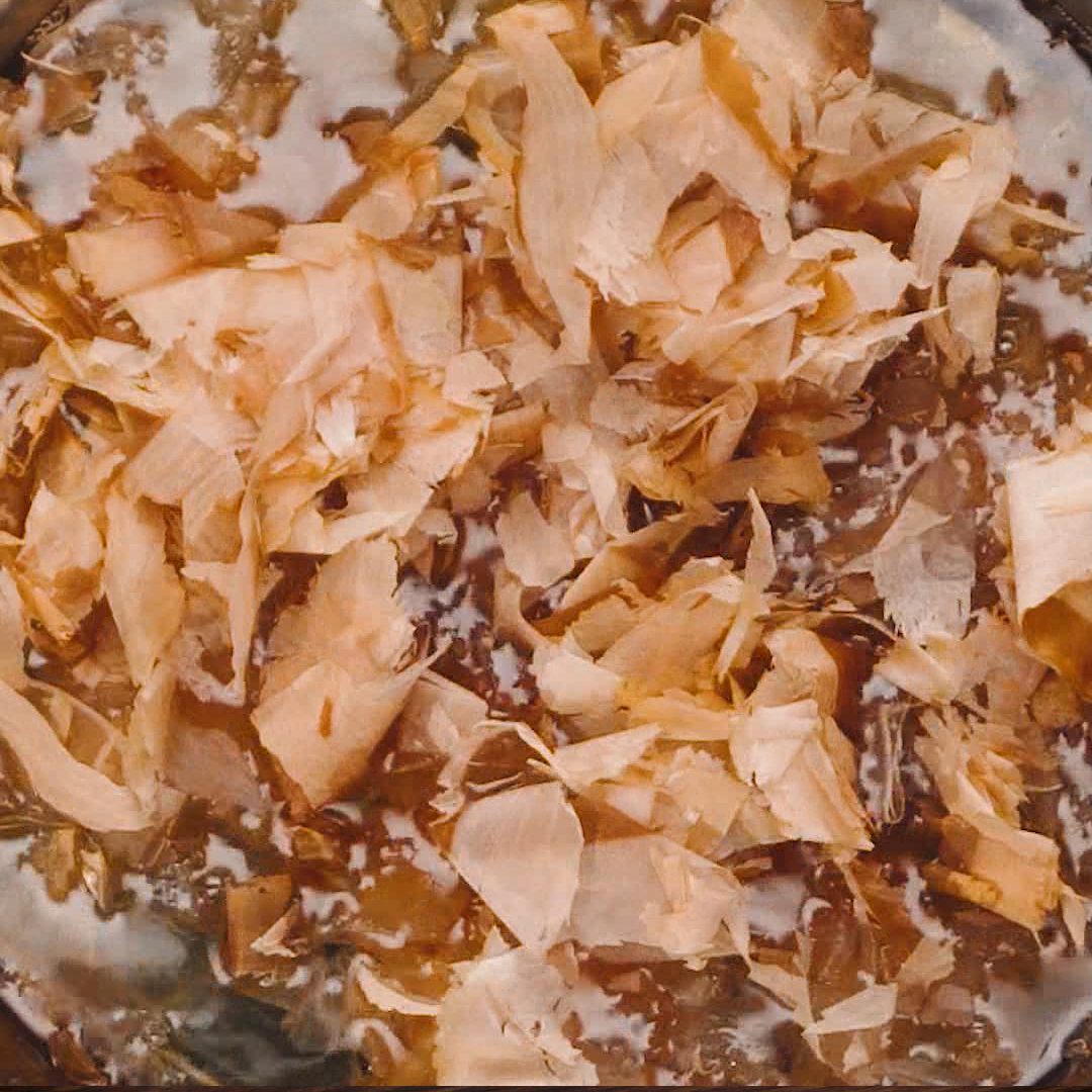 Step 2 Make Dashi broth for Udon noodles with beef and soft-boiled egg